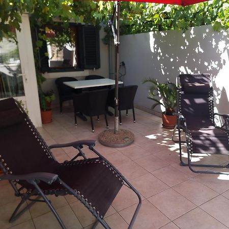 Apartment 22 Omiš Exterior foto